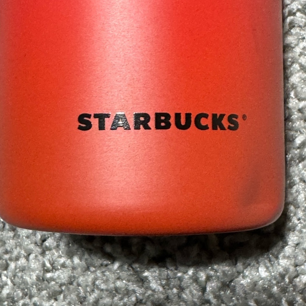 Starbucks 2019 Limited Edition Spring Collection Rainbow Water Bottle, 20 Fl Oz - Picture 2 of 4